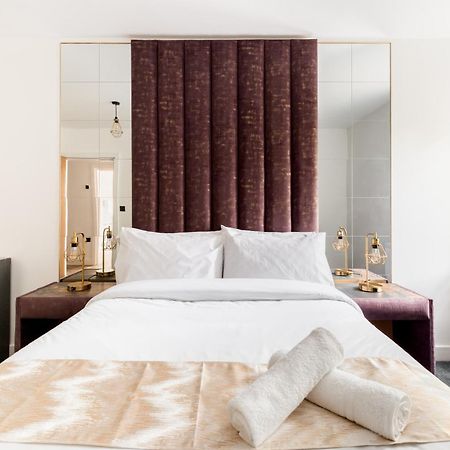 The Suites Inn Hotel Birmingham Merry Hill Brierley Hill Bagian luar foto