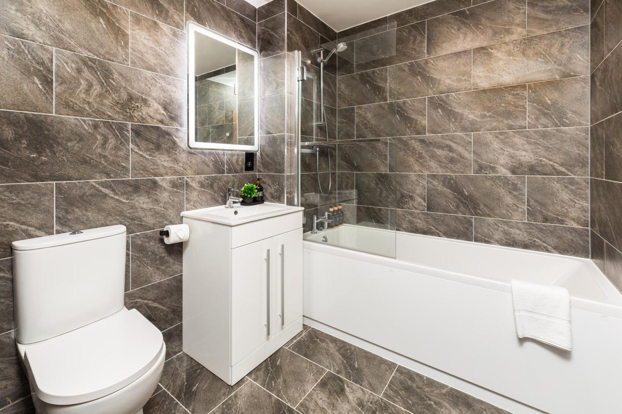 The Suites Inn Hotel Birmingham Merry Hill Brierley Hill Bagian luar foto