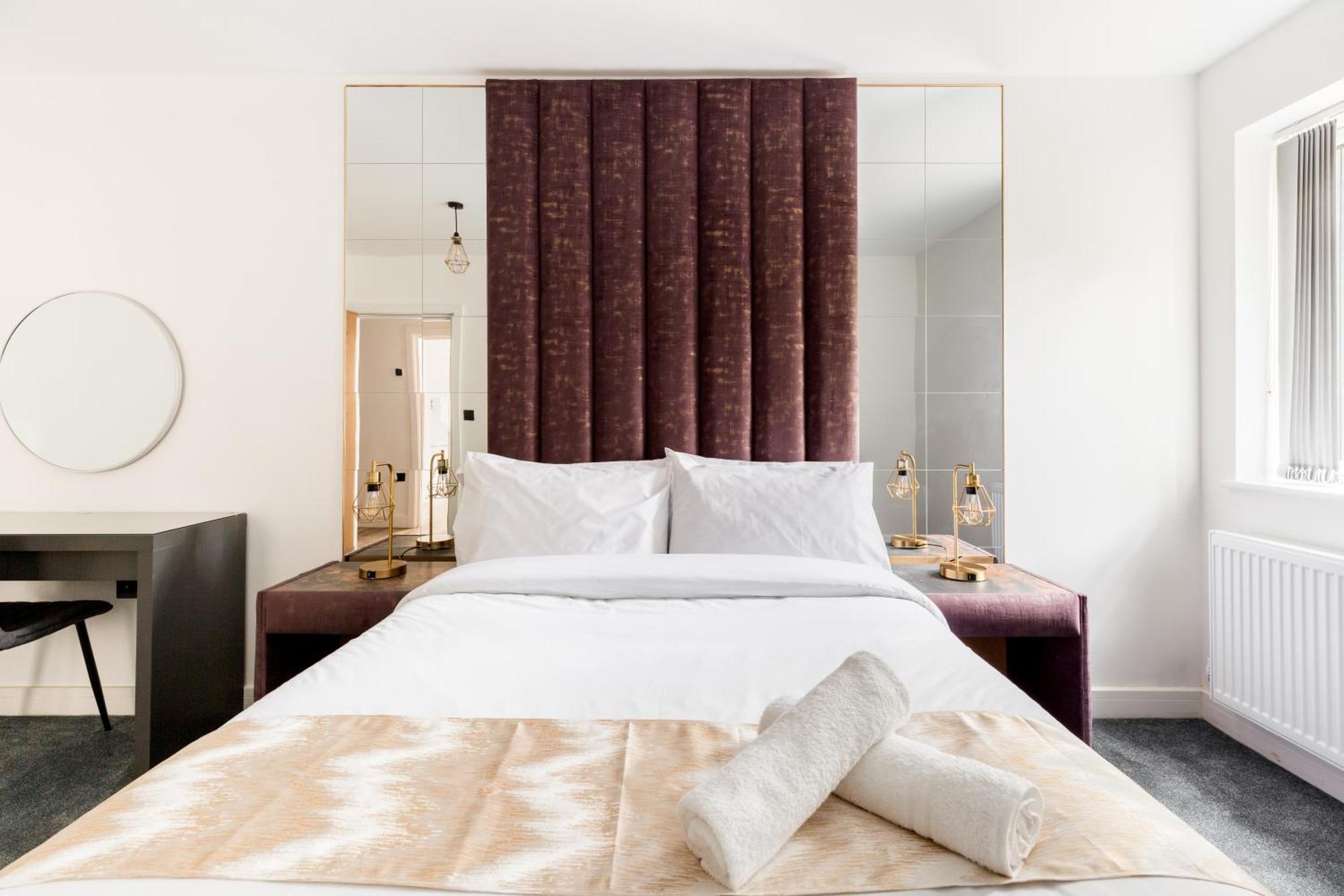 The Suites Inn Hotel Birmingham Merry Hill Brierley Hill Bagian luar foto