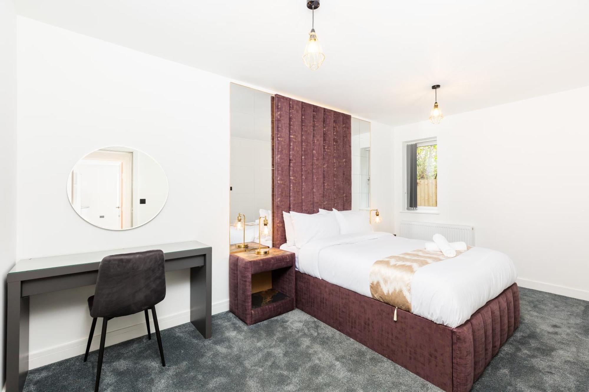 The Suites Inn Hotel Birmingham Merry Hill Brierley Hill Bagian luar foto