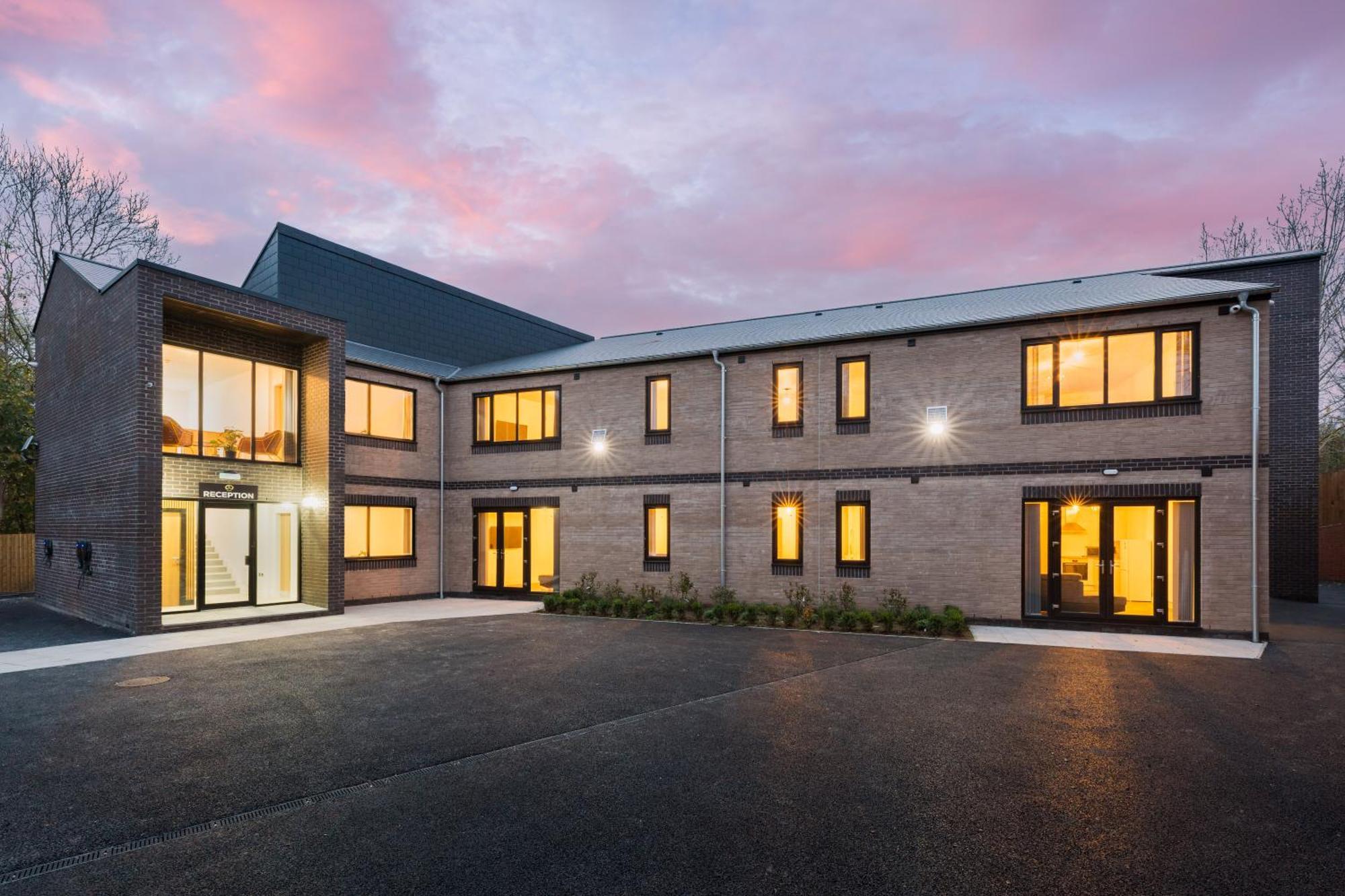 The Suites Inn Hotel Birmingham Merry Hill Brierley Hill Bagian luar foto